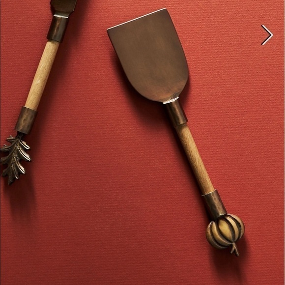 Anthropologie Set of Three Thicket Cheese Knives - Picture 6 of 6